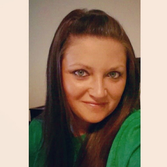 Meet your Posher, Jessica - Picture 1 of 1